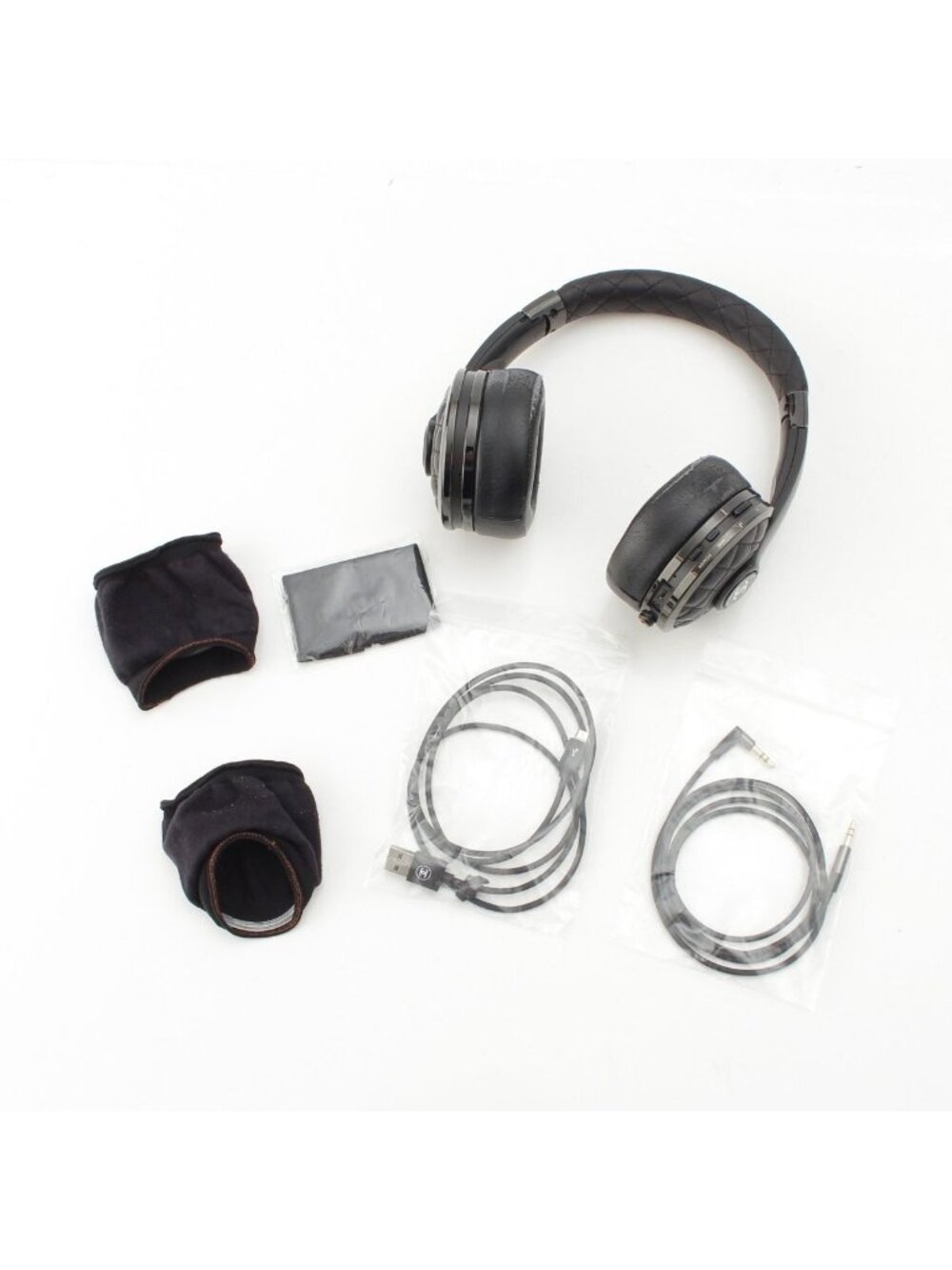 Chanel Monster Quilted Wireless Headphones Audio Equipment Black Shoulder Bag